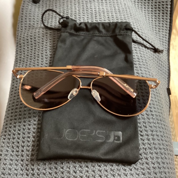 Joe’s Aviator Sunglasses - Picture 2 of 6